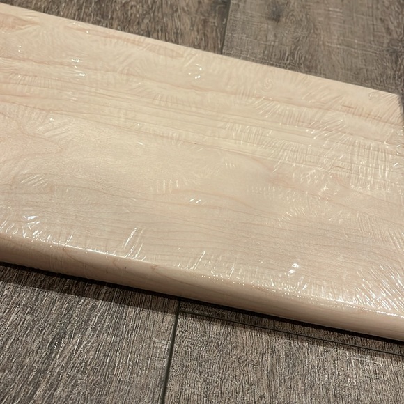 Woodchuck USA Luxury Wood Serving Cheese Cutting Board Tray - Picture 8 of 8